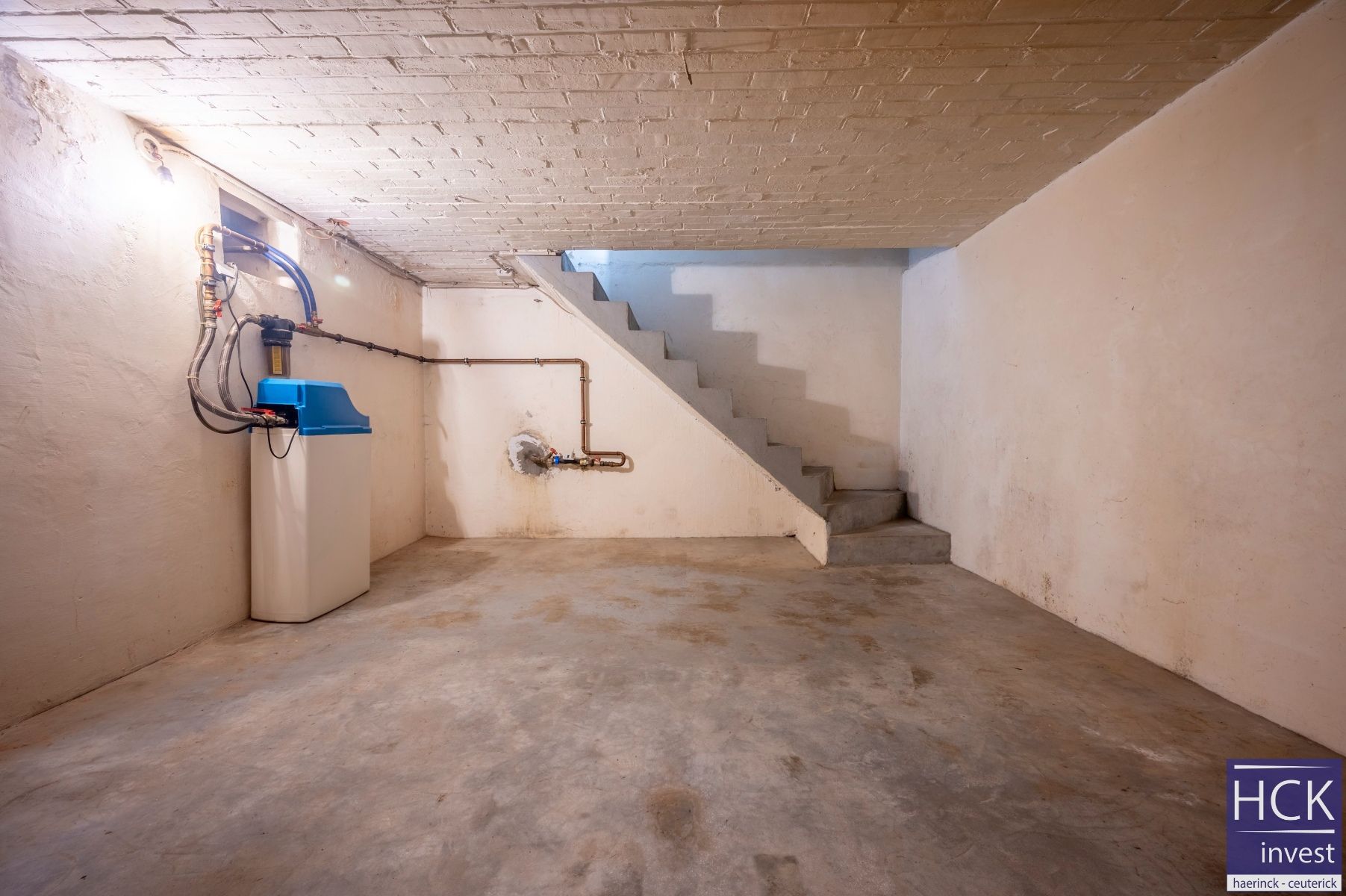 KRUISHOUTEM - Instapklare ruime burgerwoning met 4 SLPK. in centrum!! foto 27