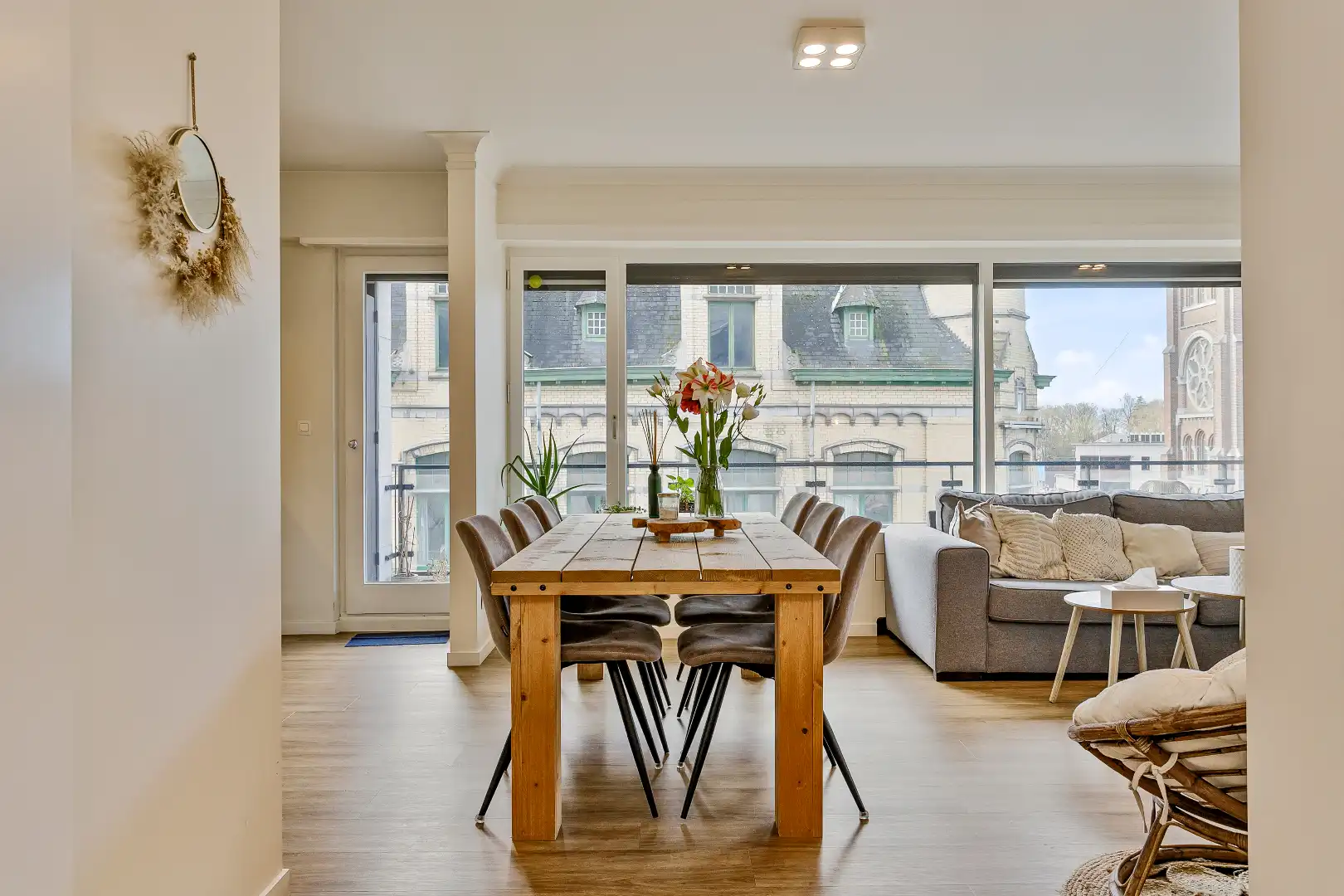 3-slaapkamerappartement op de Grote Markt te Wevelgem! foto 4