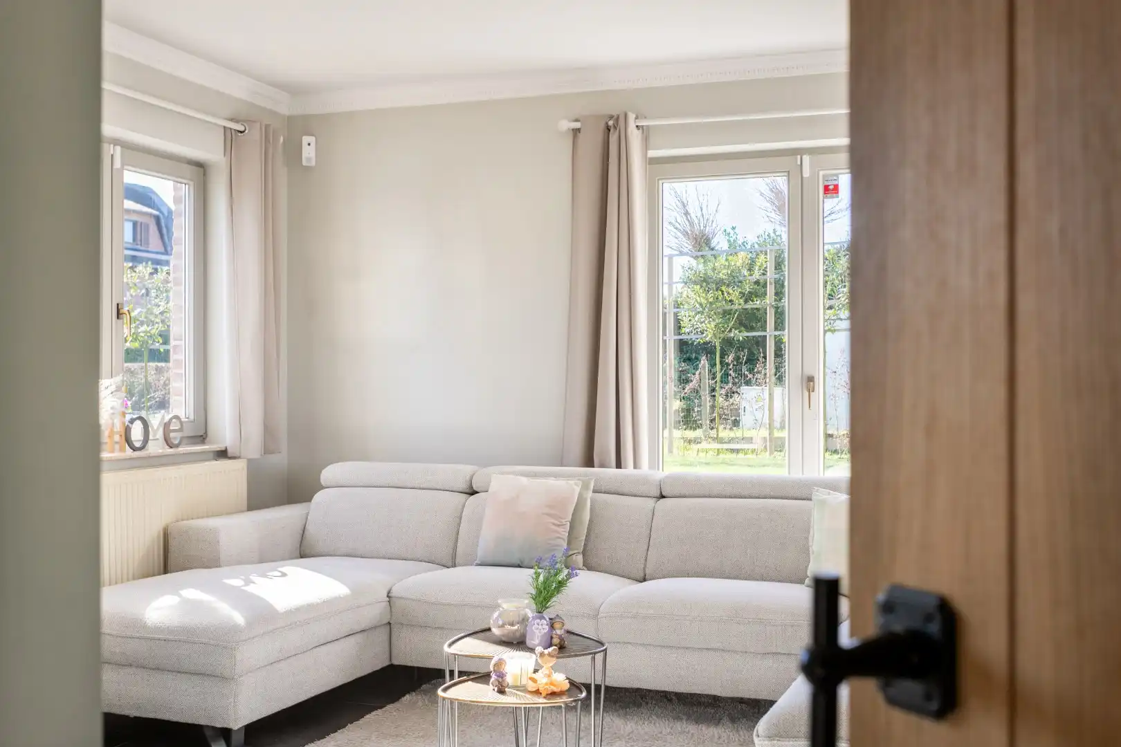 Vrijstaande woning met 4 slpks, zuidgerichte tuin en garage foto 5