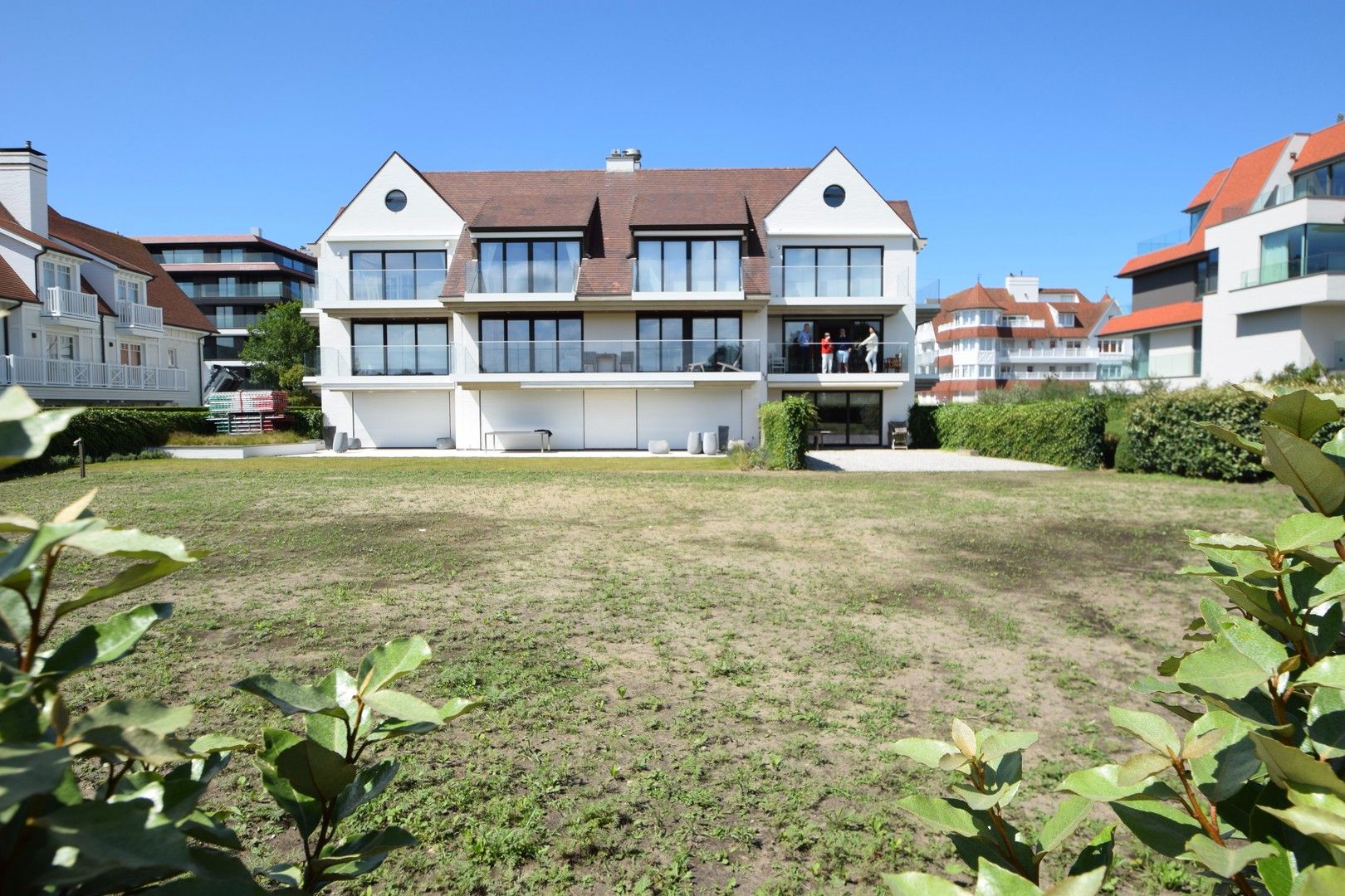 Overname aandelen met in zijn actief een ruim hoekappartement met zicht op de Approach Golf en zuidgerichte terrassen in hartje Zoute. foto 24