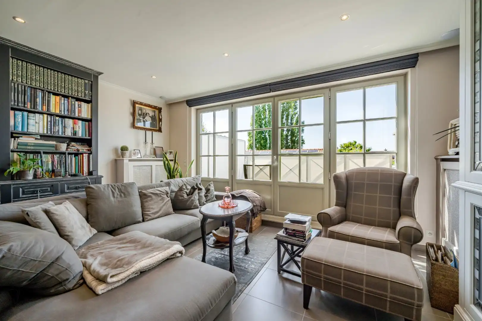 Groot appartement met zongericht terras en garagebox foto 6