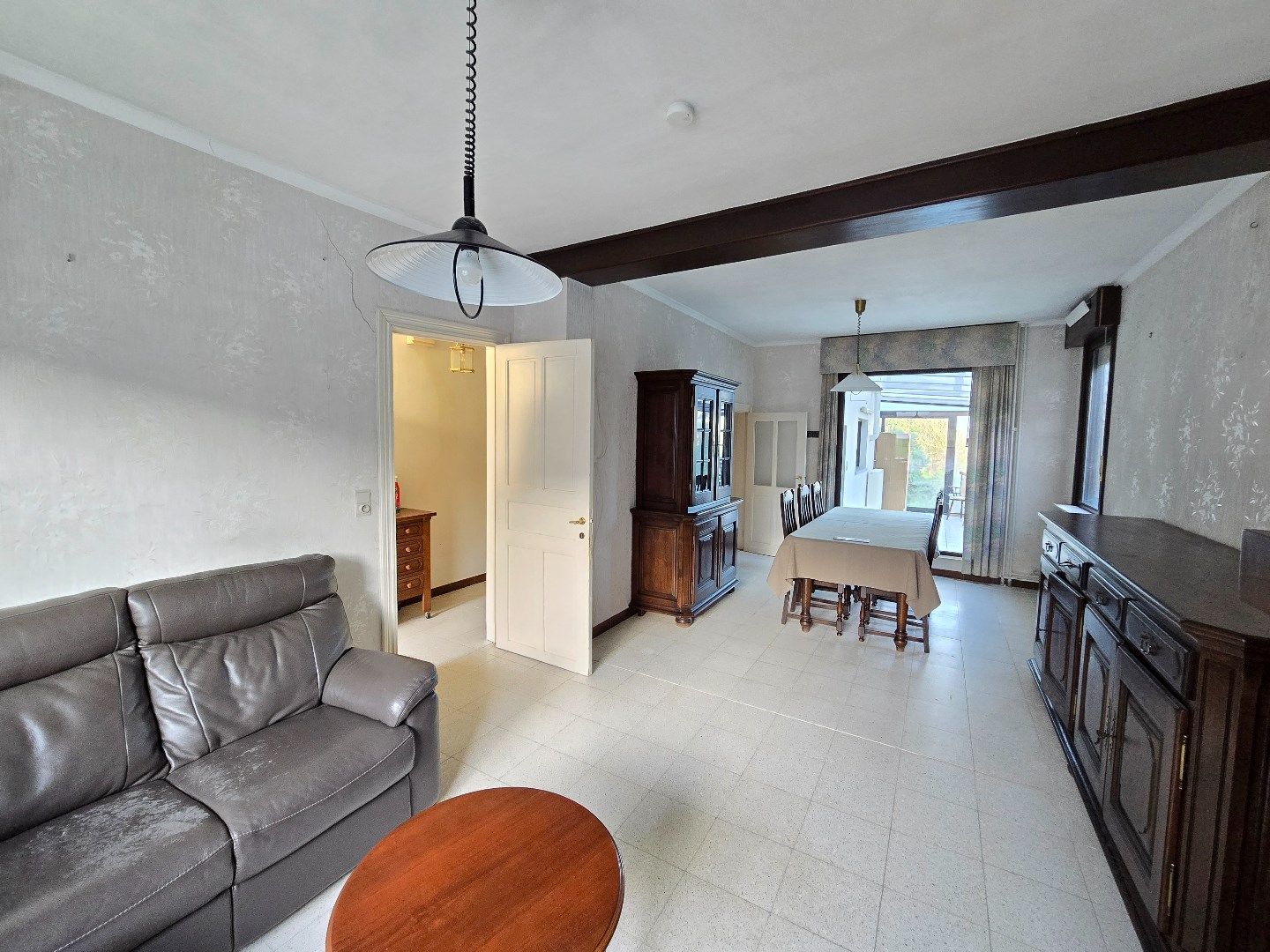 Te renoveren woning 3 slpk's foto 7