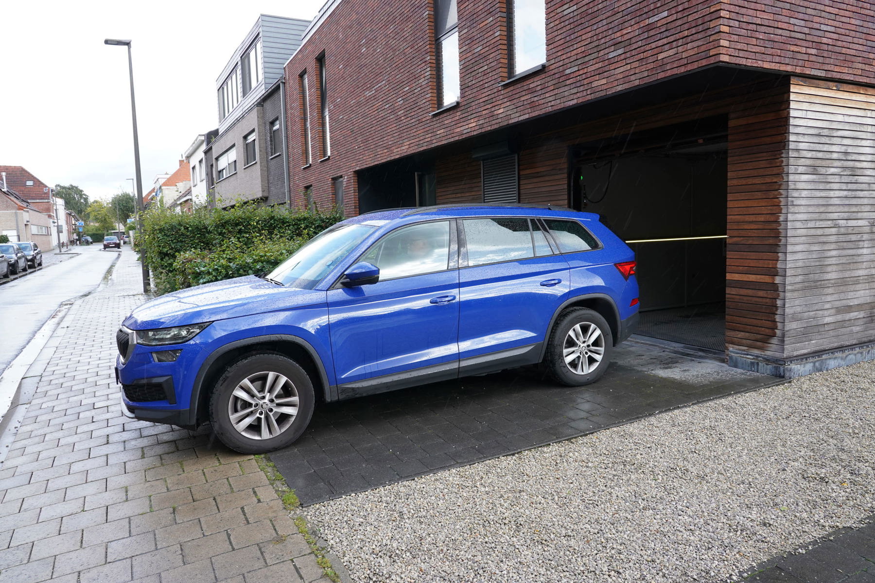 Ondergrondse autostaanplaats in Ekeren. foto 2