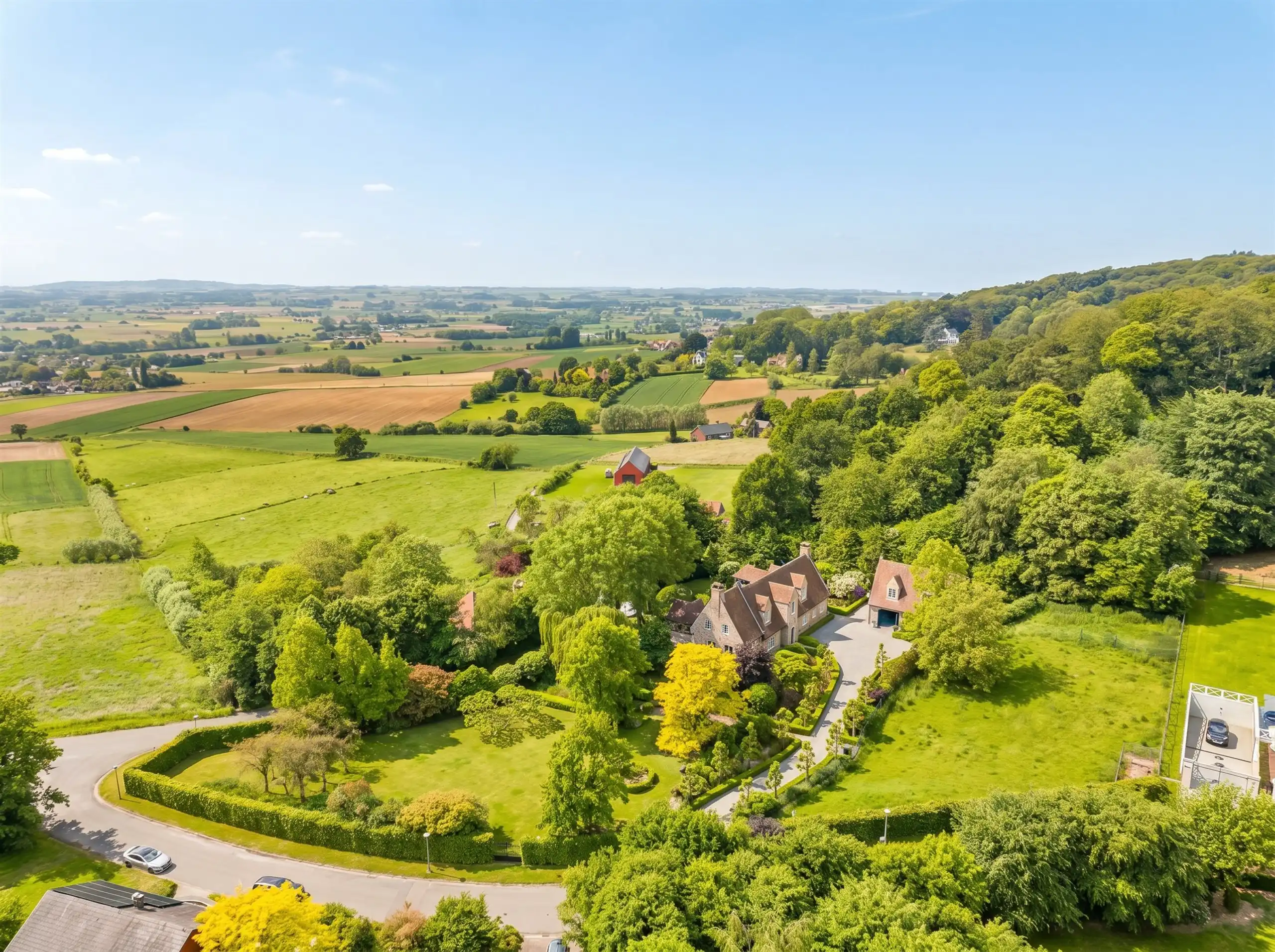 Exceptioneel landhuisdomein  met topverzicht! foto 7