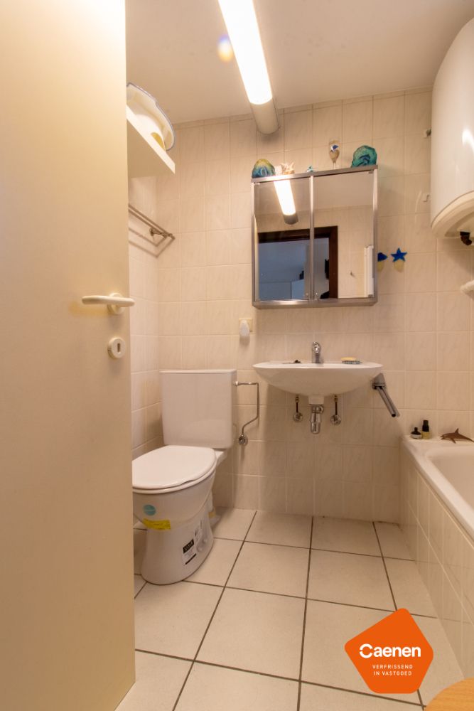 Charmante vakantiewoning te koop mét private autostaanplaats! foto 13