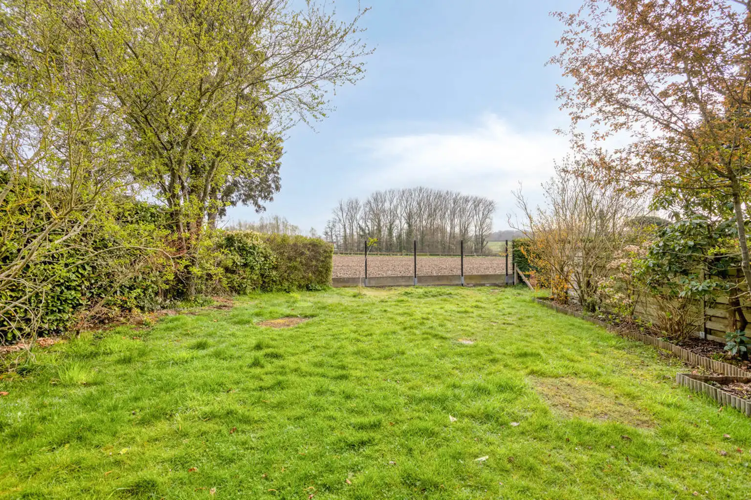 Volledig gerenoveerde driegevel bel-etage in rustige wijjk foto 21