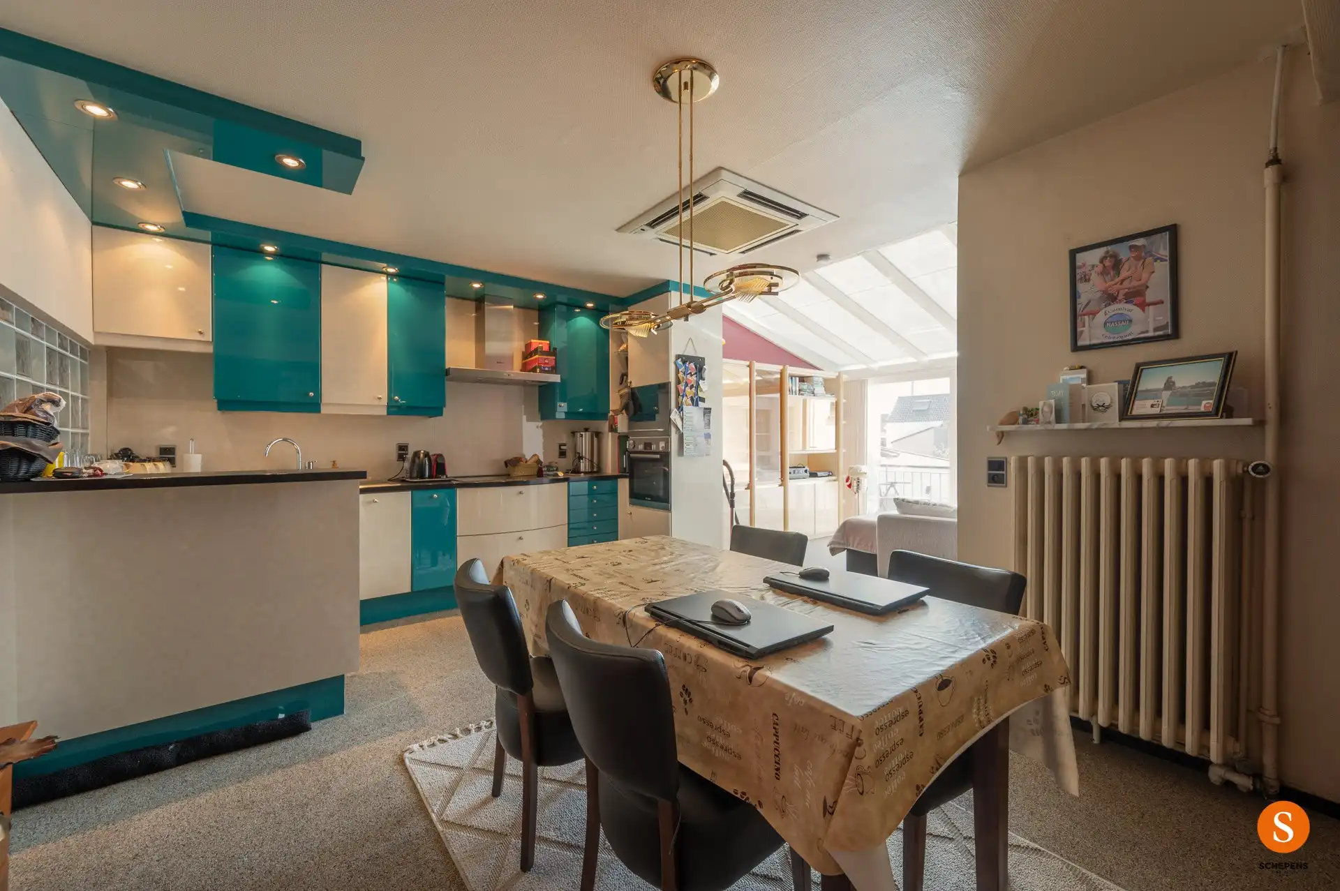 TE KOOP – Verhuurde B&B met 7 kamers én privé-woonst voor uitbaters in hartje De Haan. foto 4