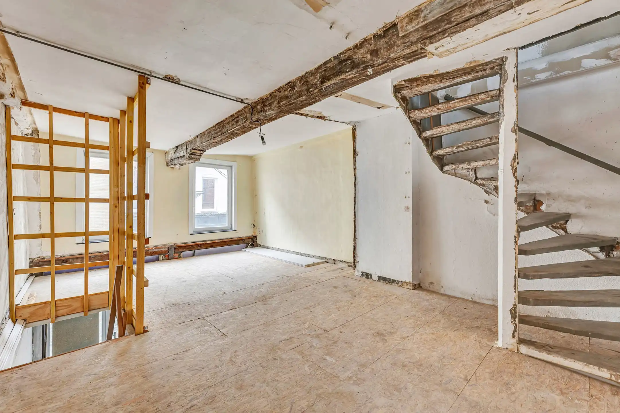 Casco handelspand in Basiliekstraat Halle foto 10