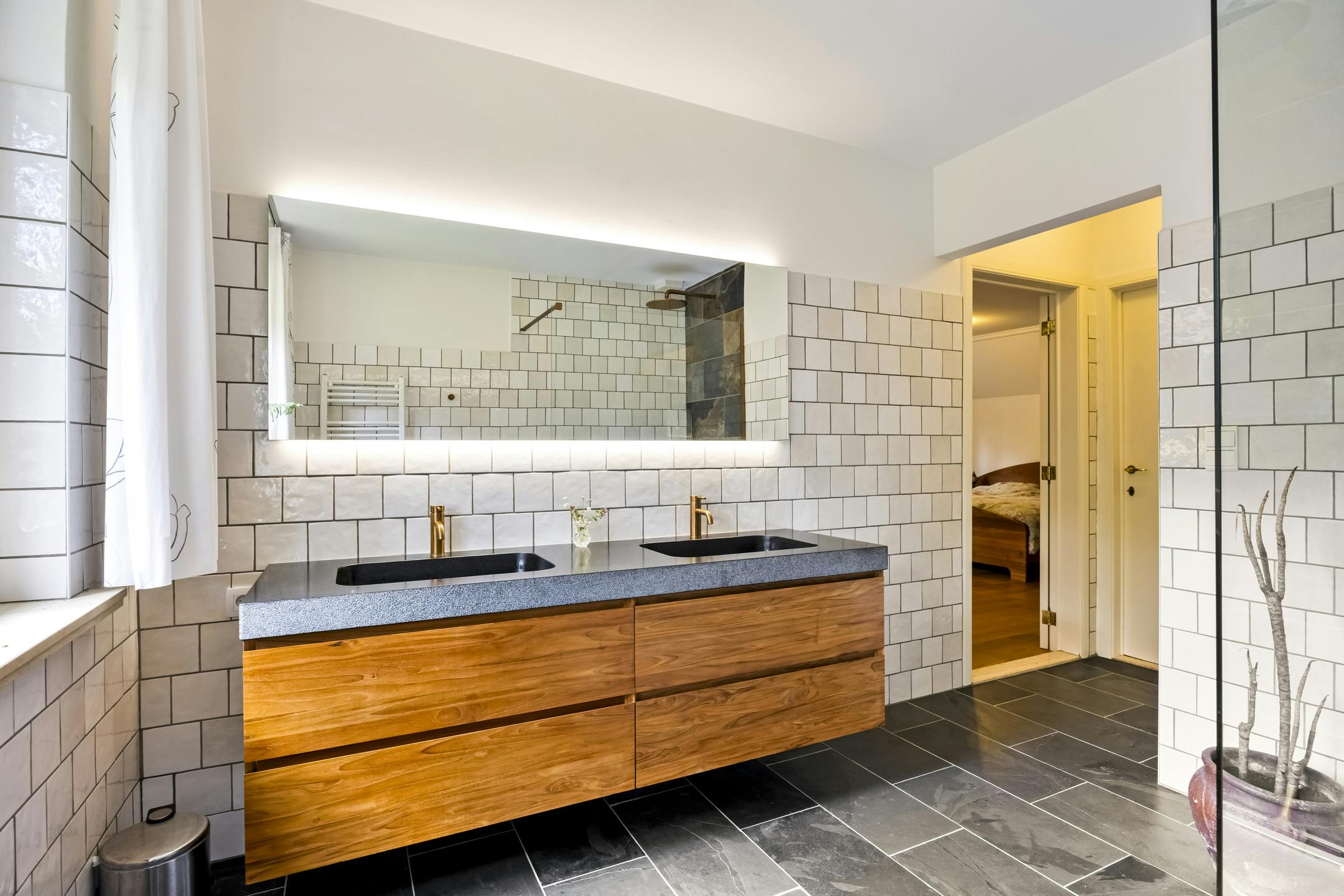 Villa met vakantiewoning te koop in Maasmechelen foto 20
