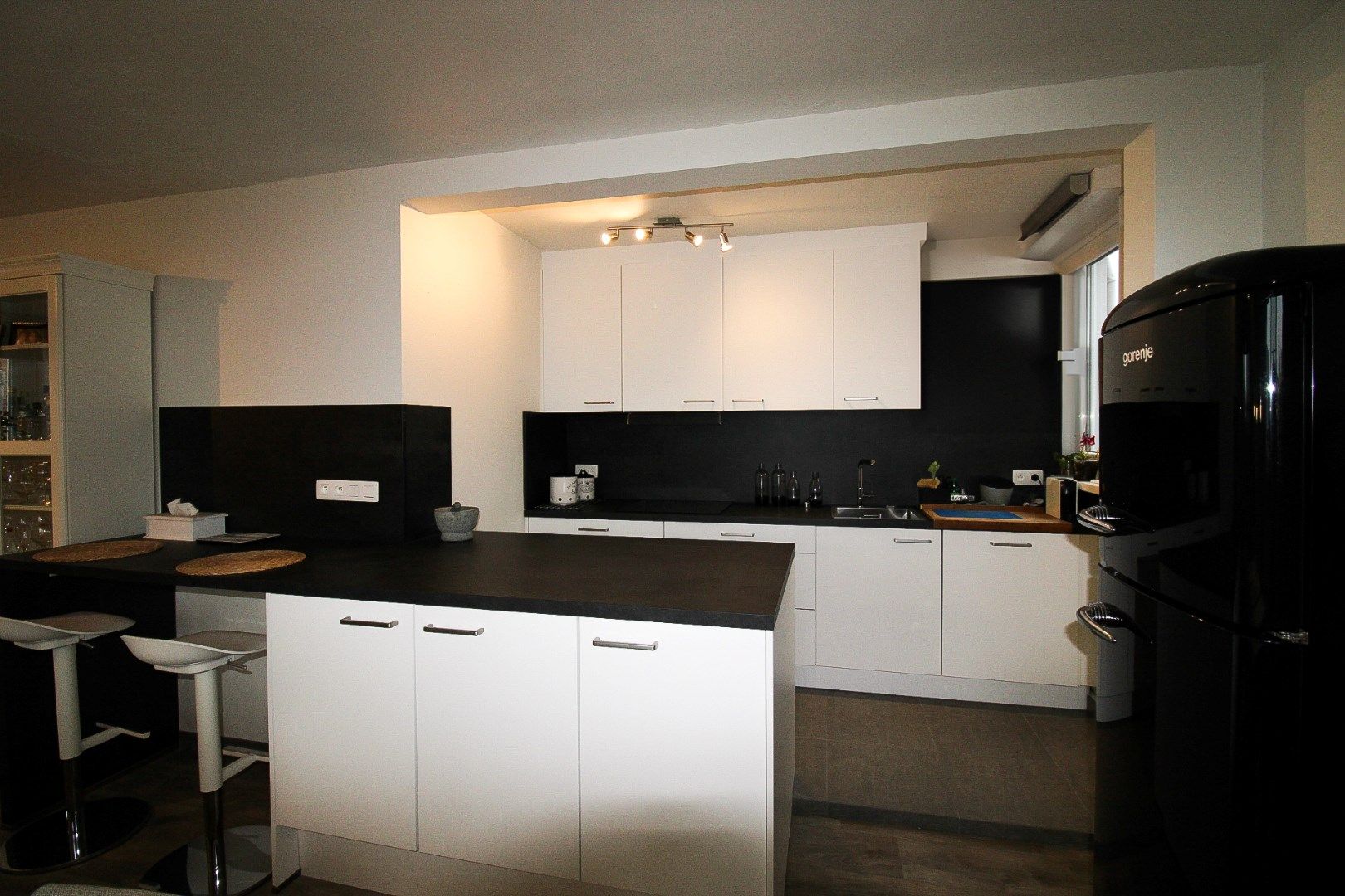 Te koop: Stijlvol en instapklaar appartement met energielabel B in Hemiksem foto 11