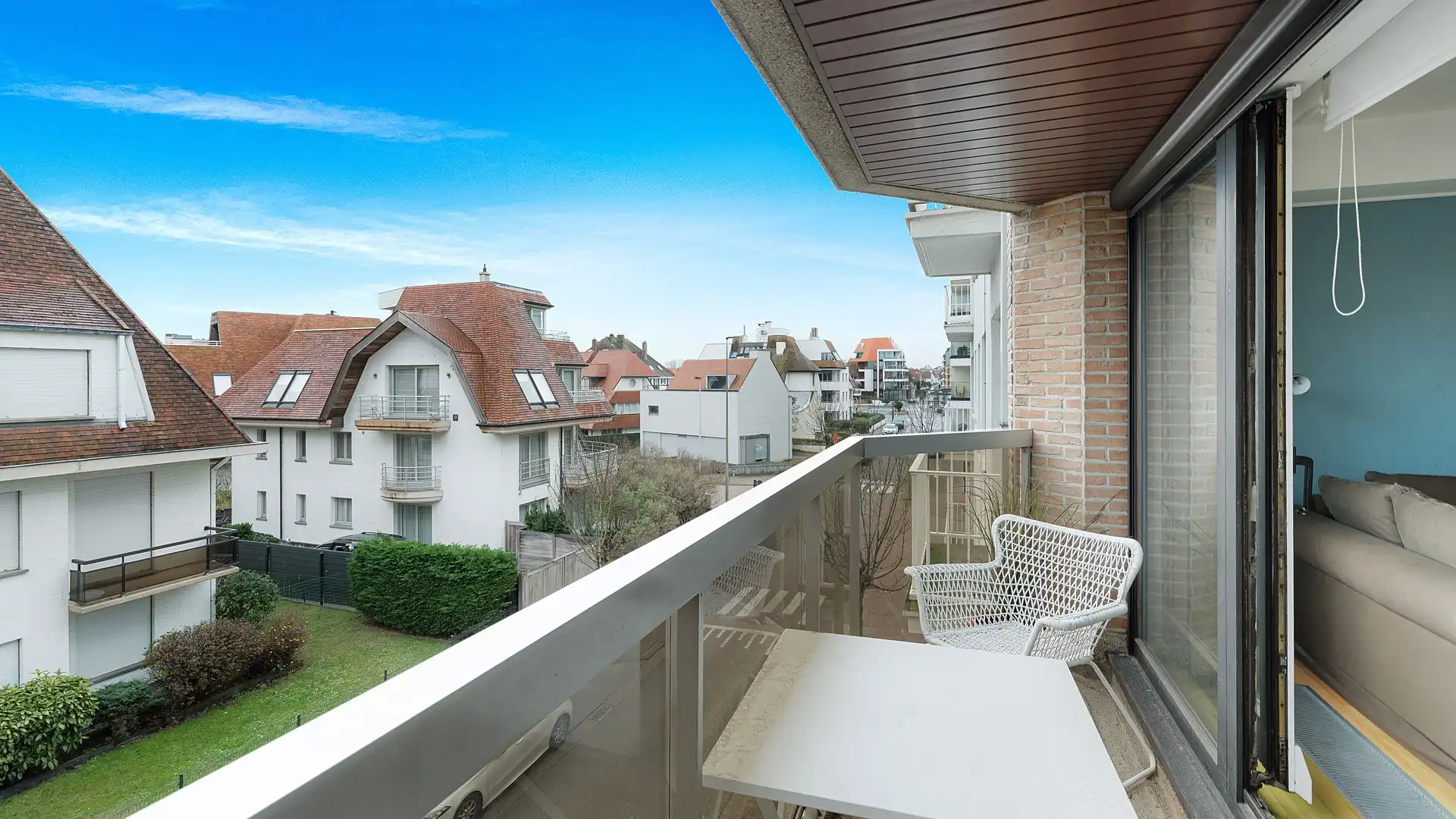 Zonnig 1-slaapkamerappartement met ruim terras en open zicht foto 6