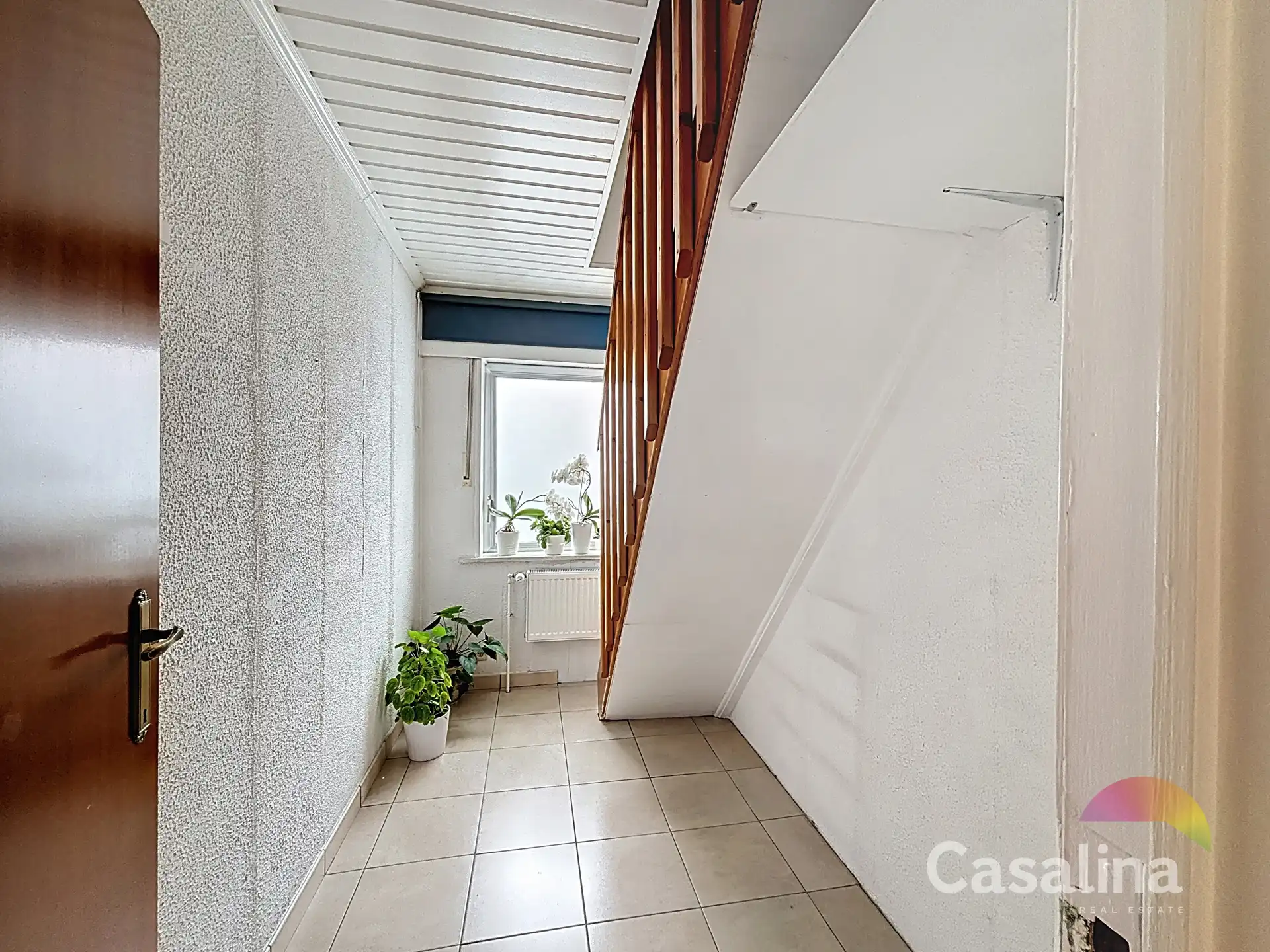 Ruime bungalow van 205 m² in een rustige, groene wijk foto 20