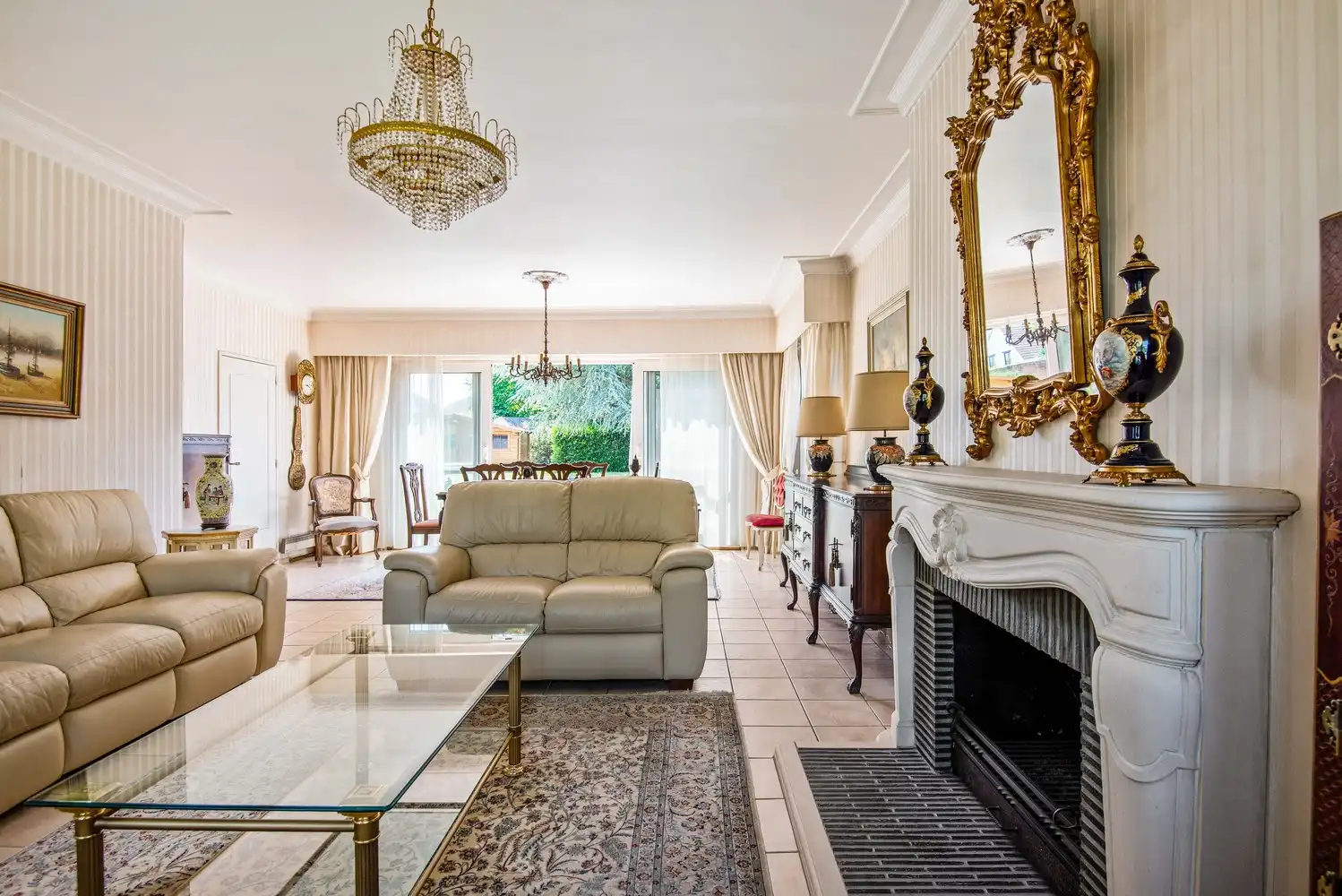 Charmante villa met 4 slaapkamers op toplocatie in Wommelgem! foto 9