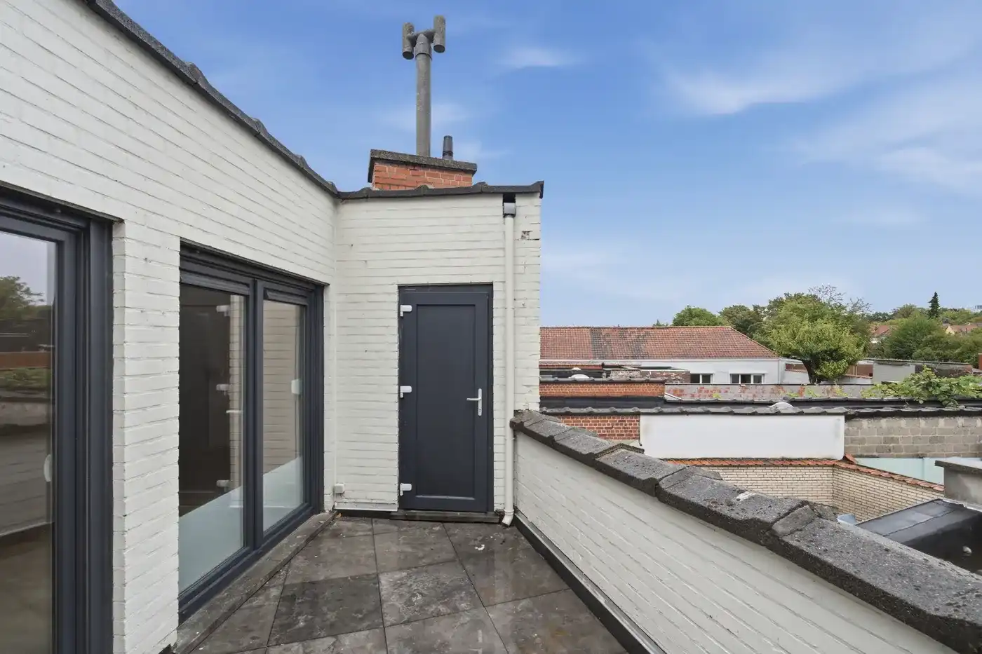 Instapklaar 2-slaapkamerappartement nabij het centrum van Kortrijk foto 13