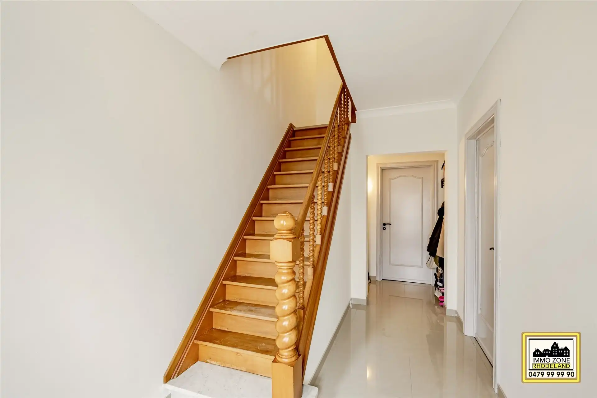 Charmante halfopen woning met 3 slpks en tuin foto 2