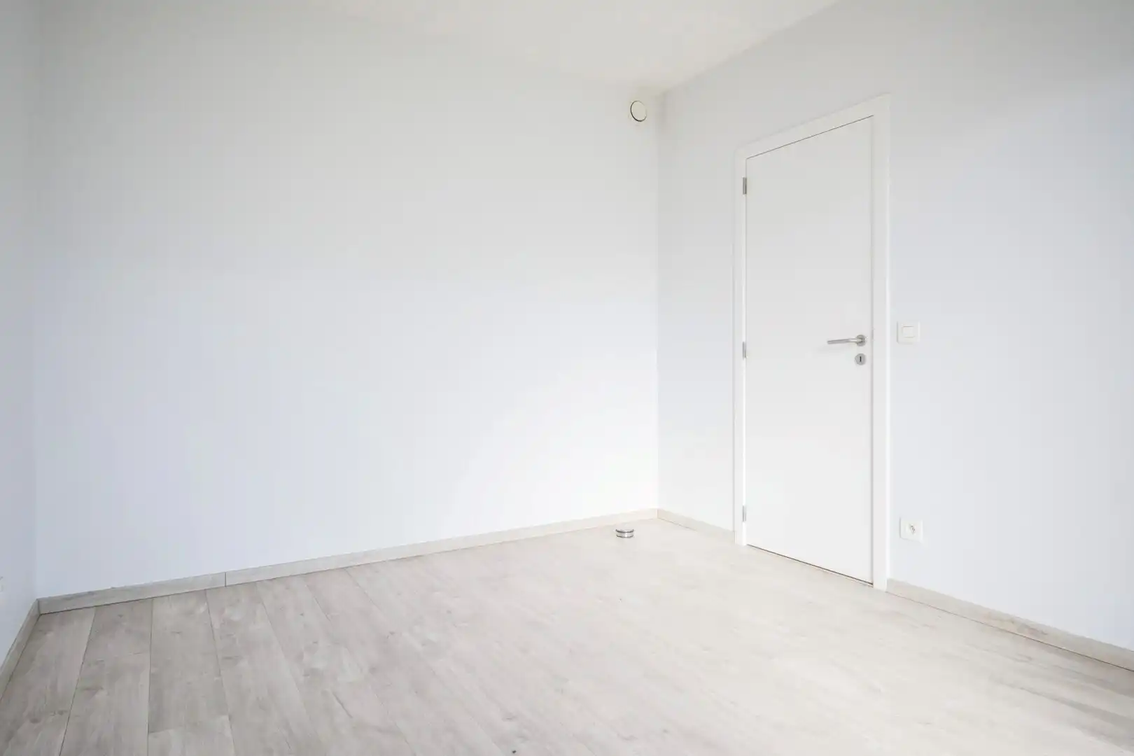 Gelijkvloerse woning in centrum Westrozebeke - ideaal als investering of voor eigen bewoning foto 8