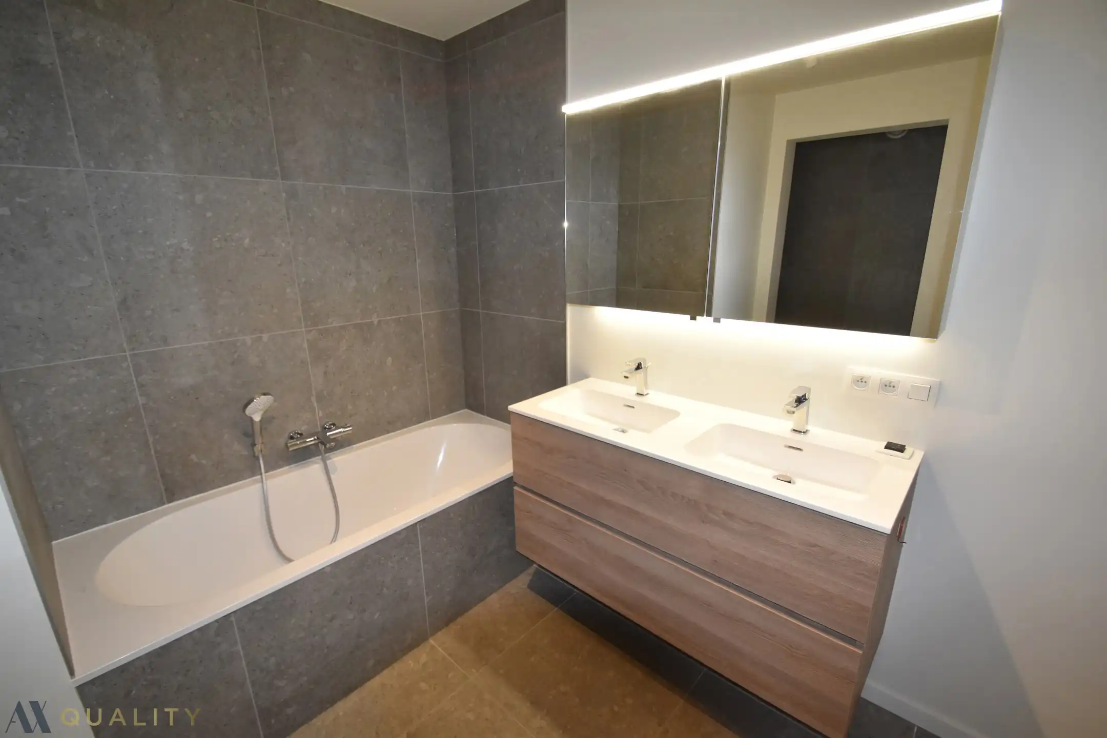 Ruim, energiez. 3 slpk-appt. met terras, lift en garage in hartje Dendermonde vrij vnf 15/04 foto 13