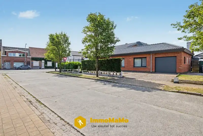 GEZINSWONING MET 3 SLAAPKAMERS EN DRESSING IN WACHTEBEKE TE KOOP foto 5