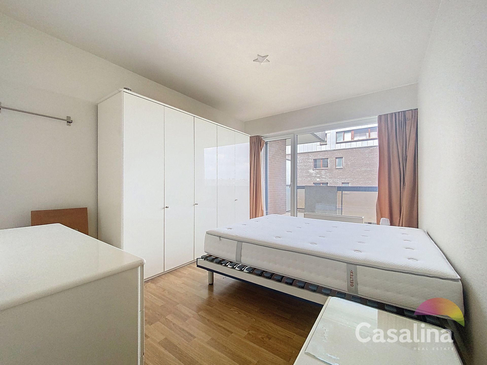 Appartement 2 slpks met terras aan de voor- en achterzijde foto 8