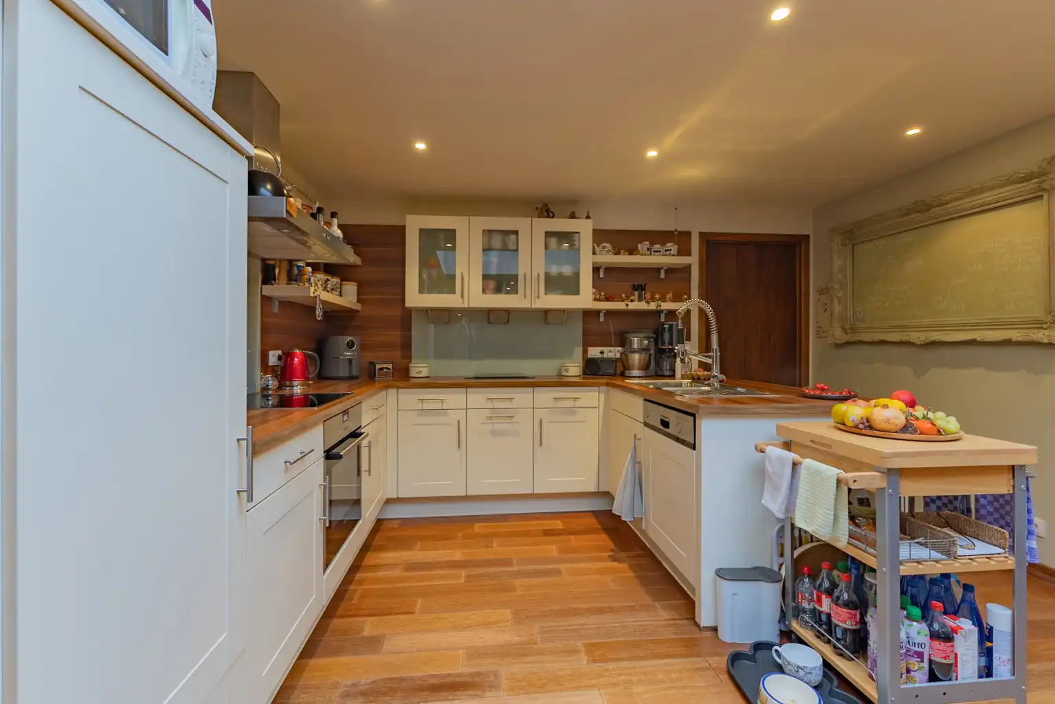 Karaktervolle woning met 4 slpks, garage, bijgebouw en tuin foto 28