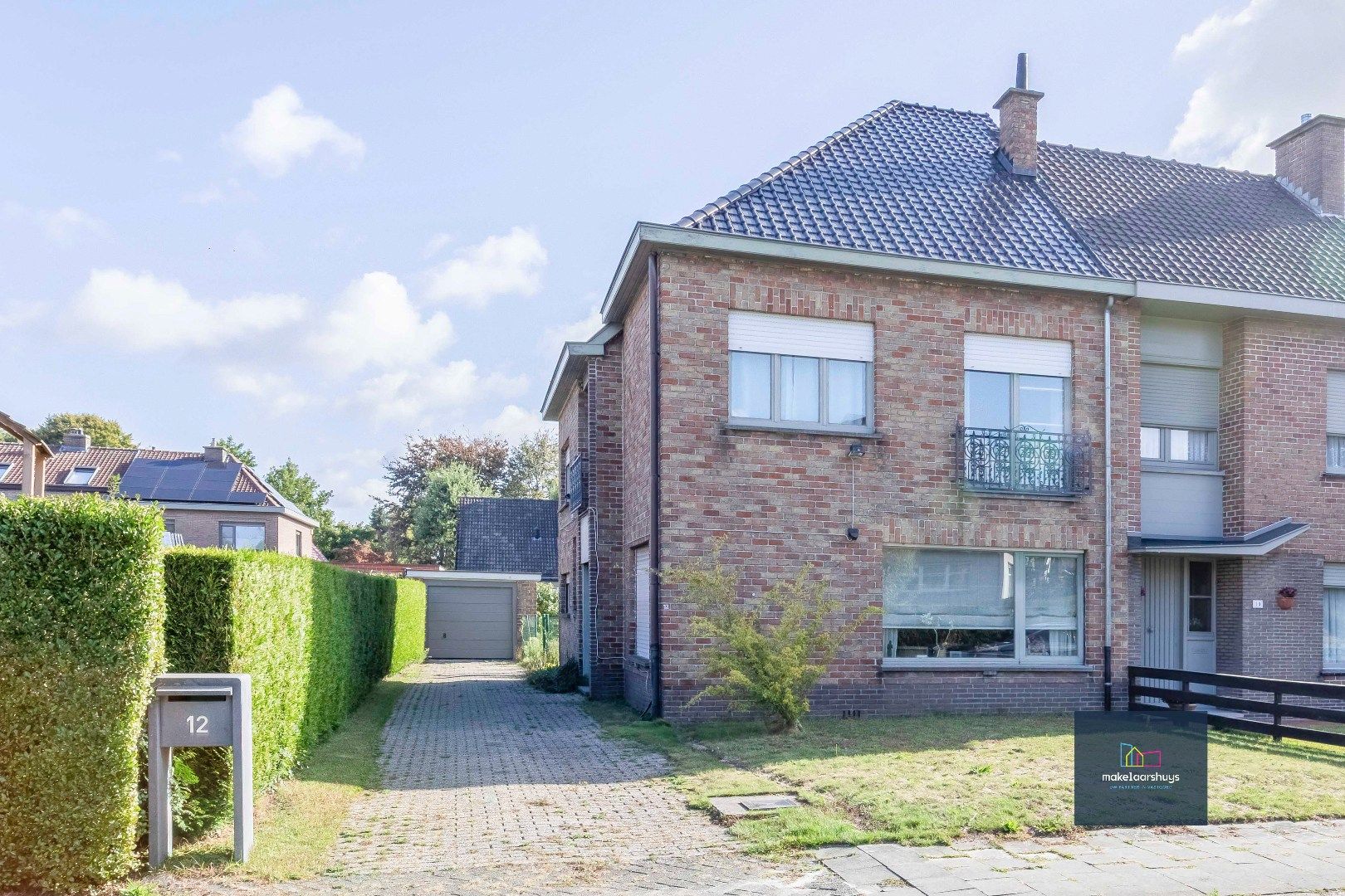 Ruime HOB met 4 slpk, ruime zolder, tuin en garage  foto {{pictureIndex}}