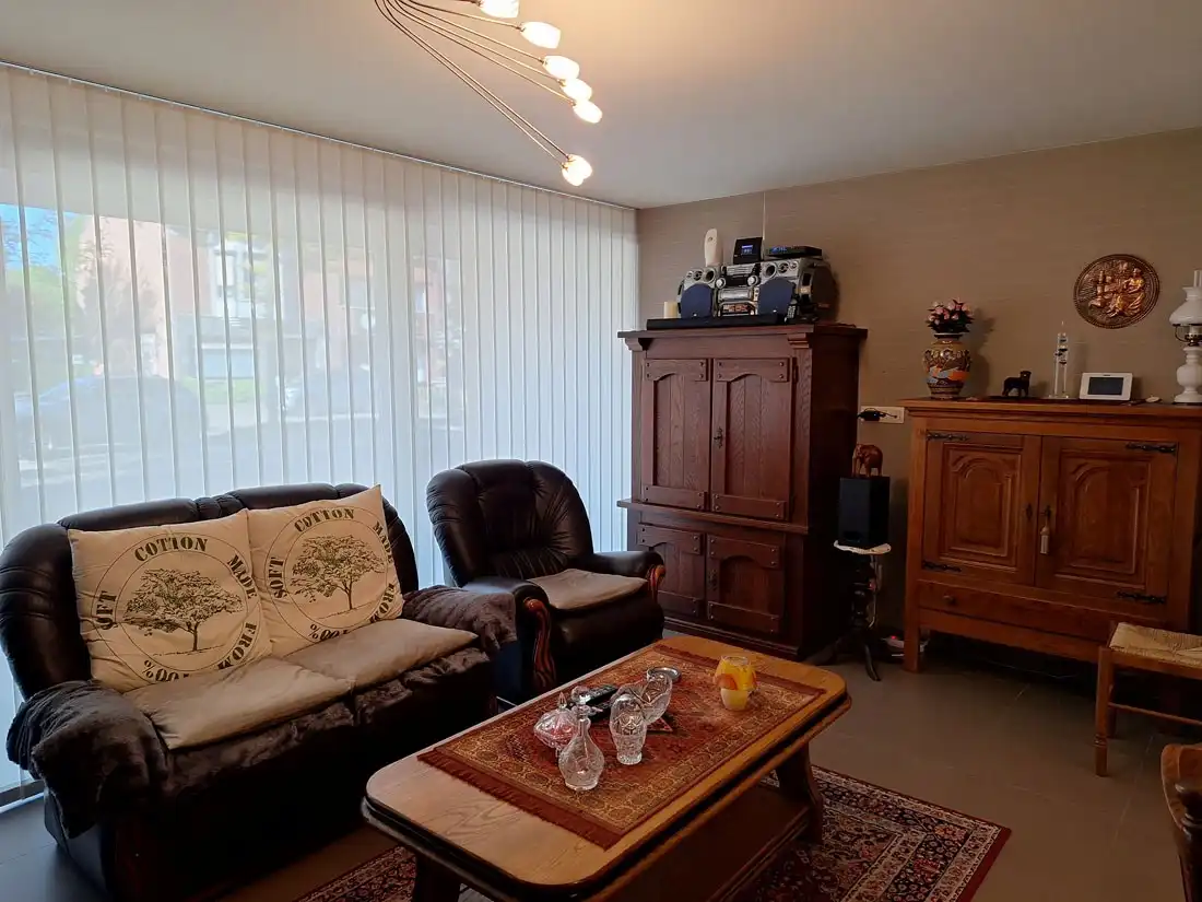 Modern gelijkvloers appartement te Kermt foto 3