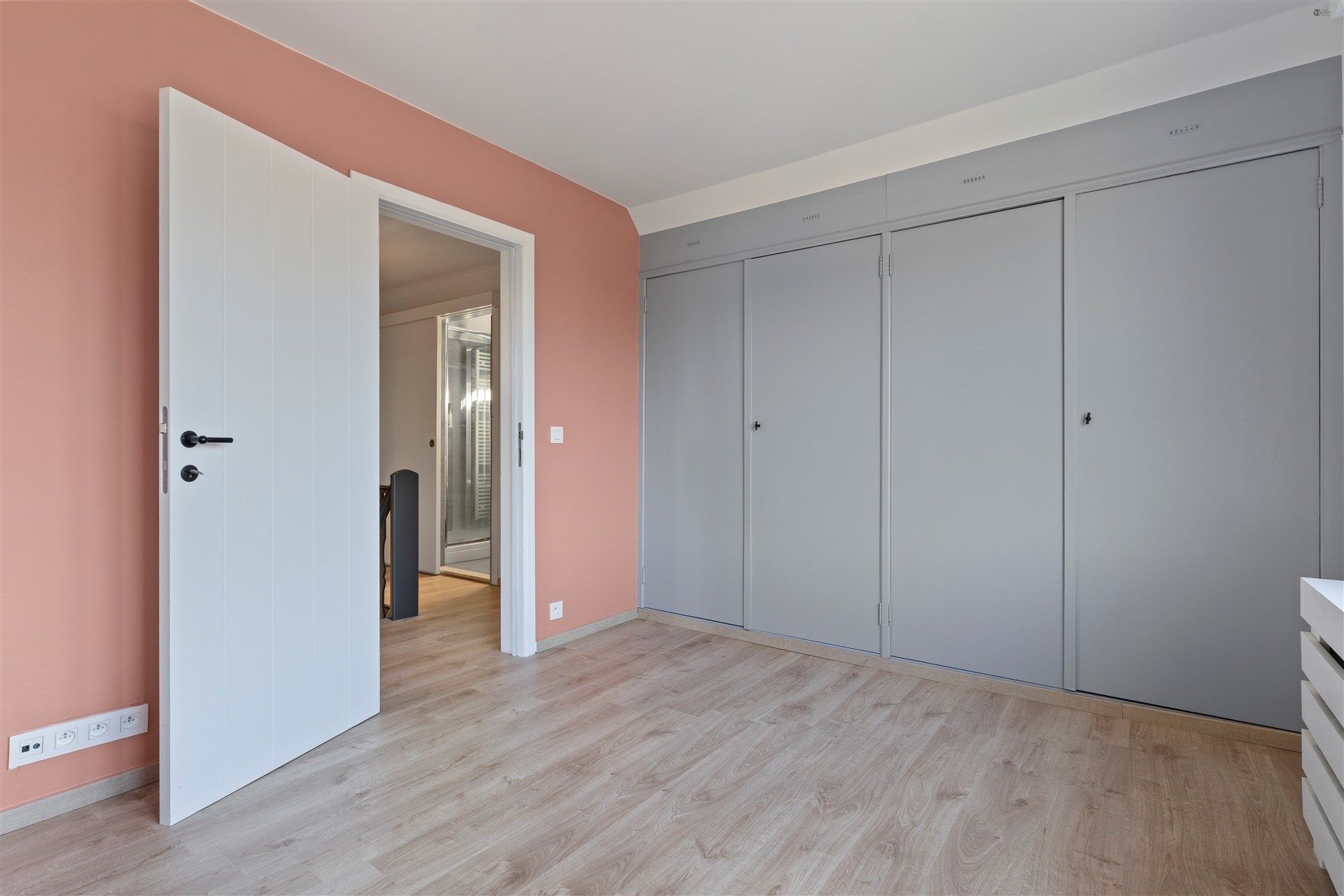 Energievriendelijke open bebouwing op brede grond van 807m² foto 20
