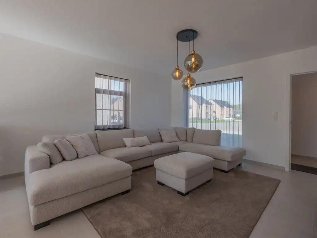 Halfvrijstaande stijlvolle nieuwbouwwoning met landelijke uitstraling foto 13