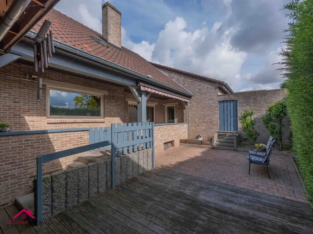 Riante vrijstaande woning met praktijkruimte foto 5