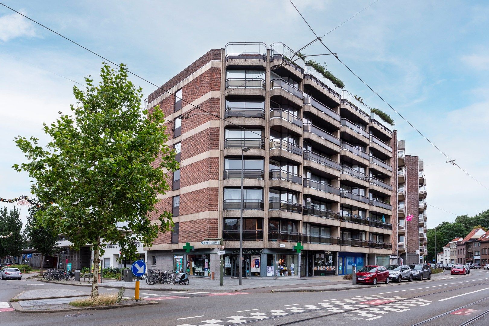3-slpk appartement met 2 terrassen en garage foto {{pictureIndex}}