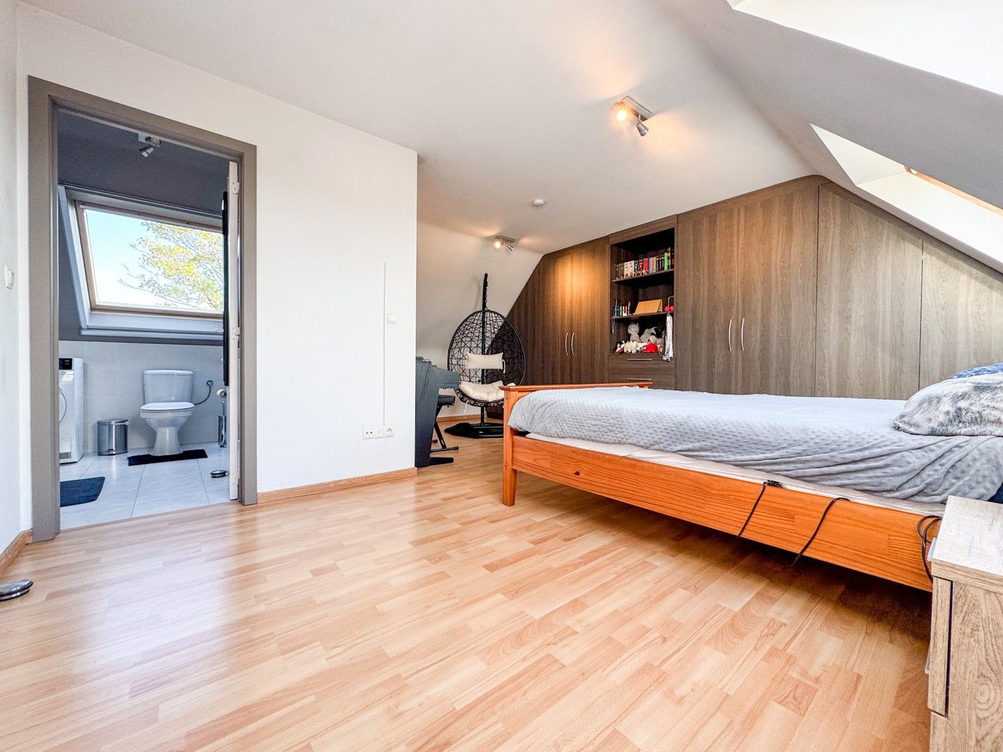 Gezellig duplex appartement in centrum Ursel foto 7