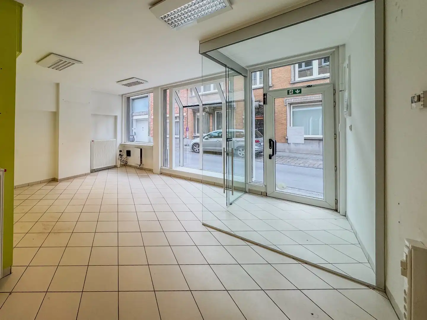 Verrassend ruime woning met 3 slaapkamers en polyvalente ruimte. foto 5