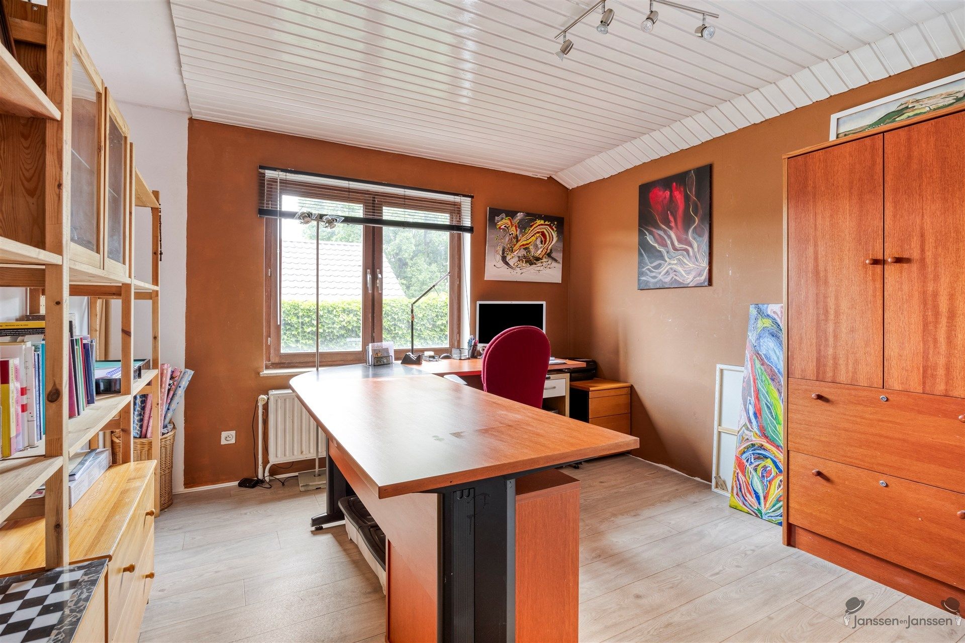 Uniek en ruim wonen in het groen te Pelt foto 15