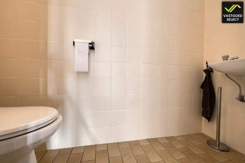 Rijwoning met uitzonderlijk perceel van 1.632 m² en landelijk uitzicht in het centrum van Eeklo foto 11