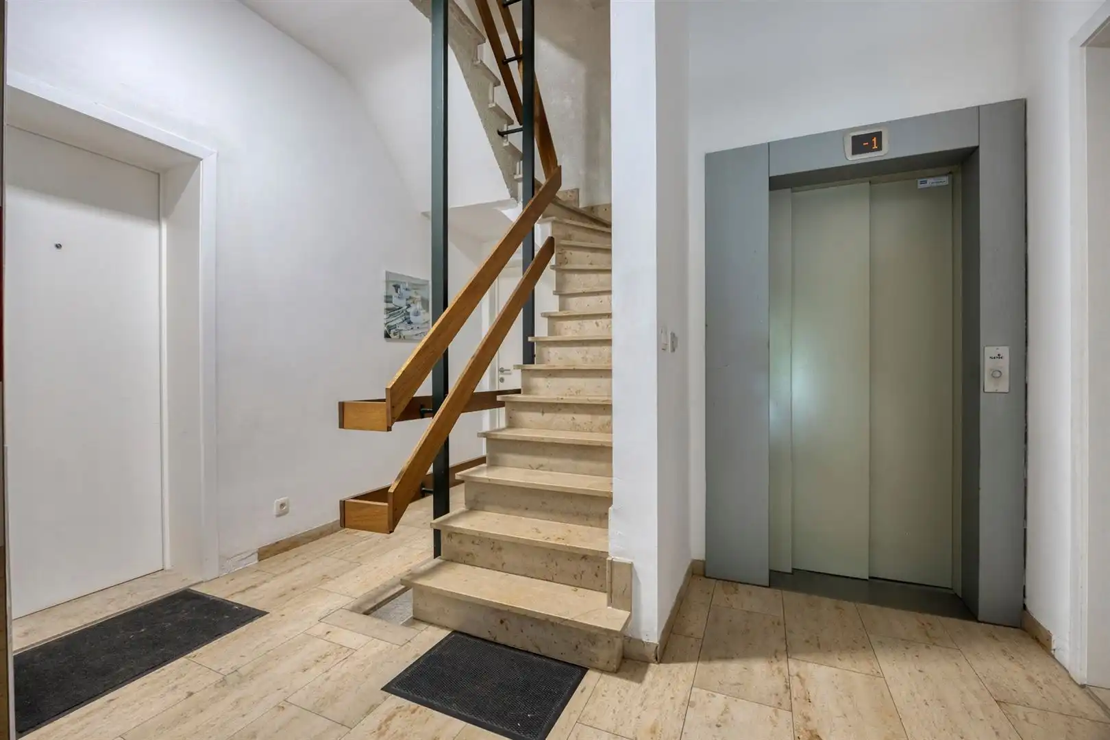 TE KOOP: Gerenoveerd 1-slaapkamerappartement te Bolderberg! foto 4