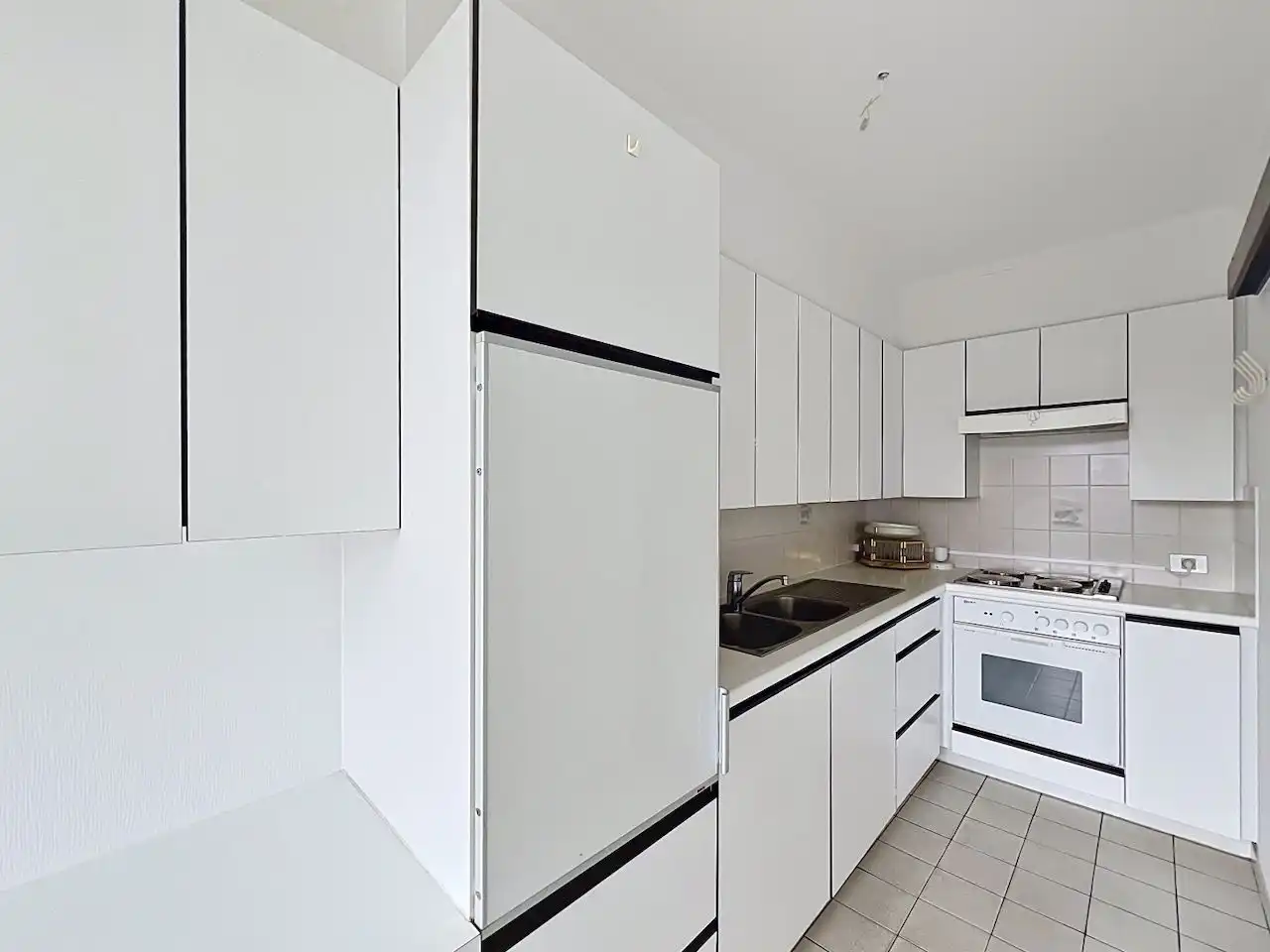 Verzorgd en uitstekend gelegen 2-slaapkamerappartement op de Graaf d’Ursellaan foto 12