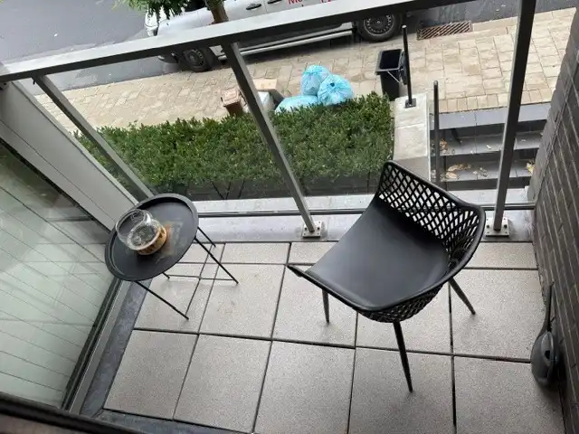 Ruim en toegankelijk 2-slaapkamerappartement met terras in Waregem foto 7