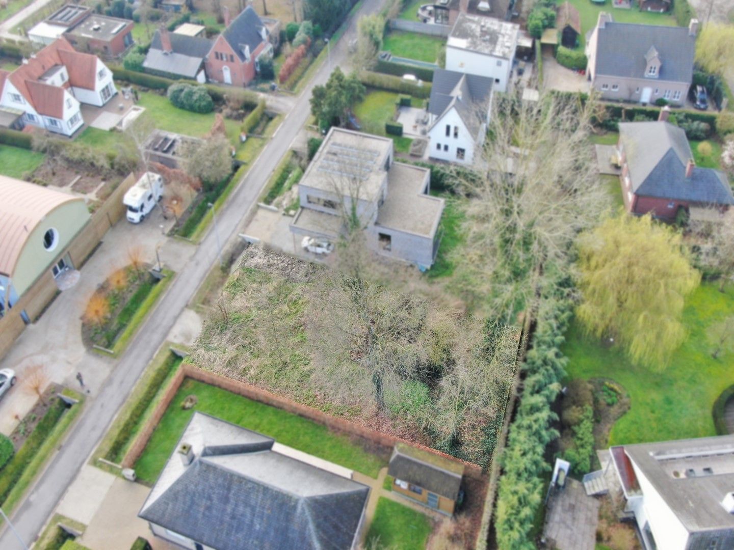 Bouwgrond in een rustige verkaveling. foto 3