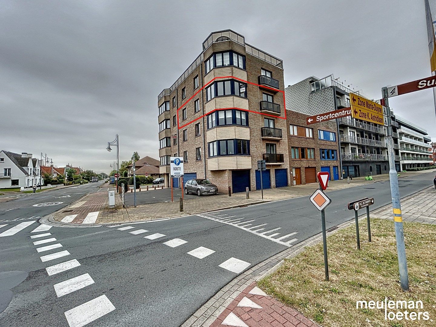 Lichtrijk appartement met twee slaapkamers foto 1