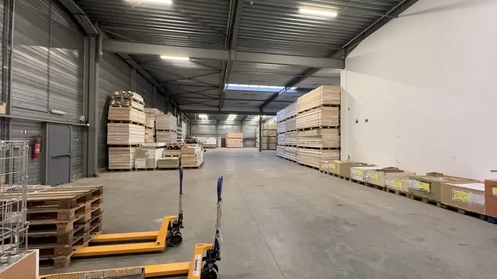 Kantoor met klein magazijn te huur aan The Loop in Gent foto 19