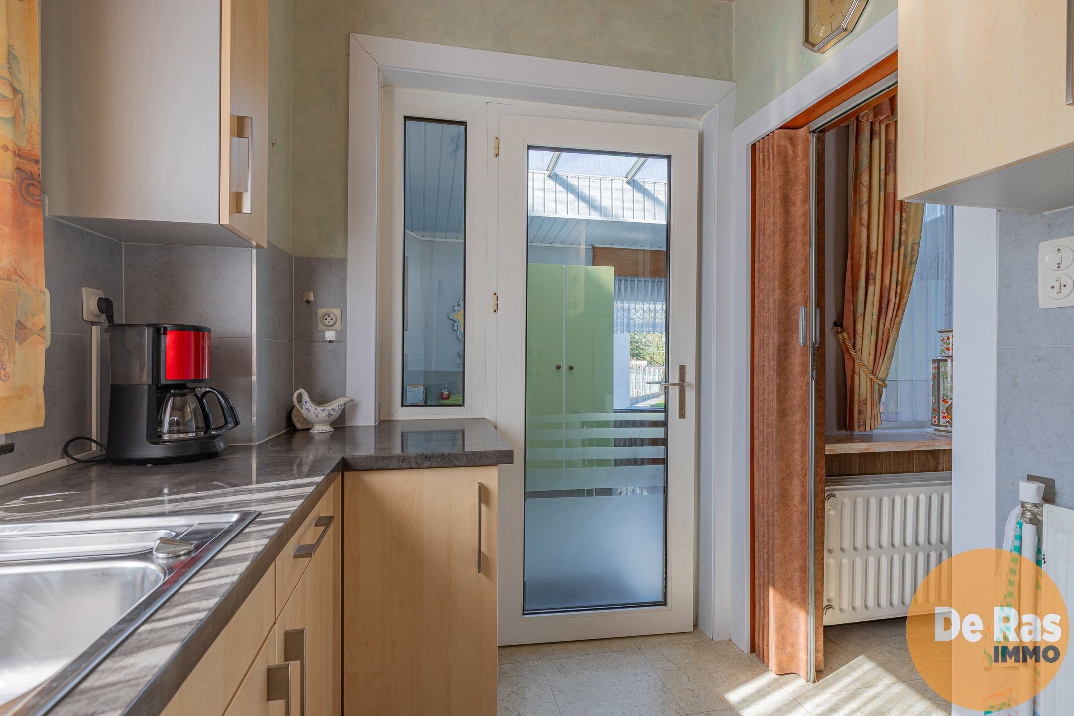 MERE - Verzorgde woning met tuin, garage en 2 slaapkamers foto 8