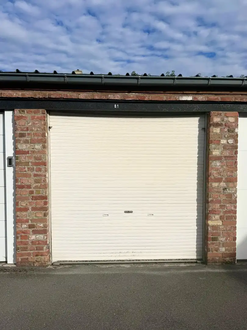 Nieuwpoort-stad garage te koop foto {{pictureIndex}}