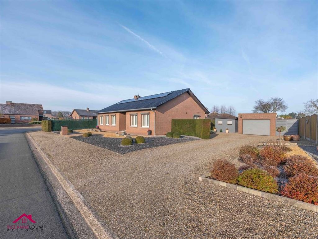 Zeer goed onderhouden, vrijstaande en gelijkvloerse woning foto 5