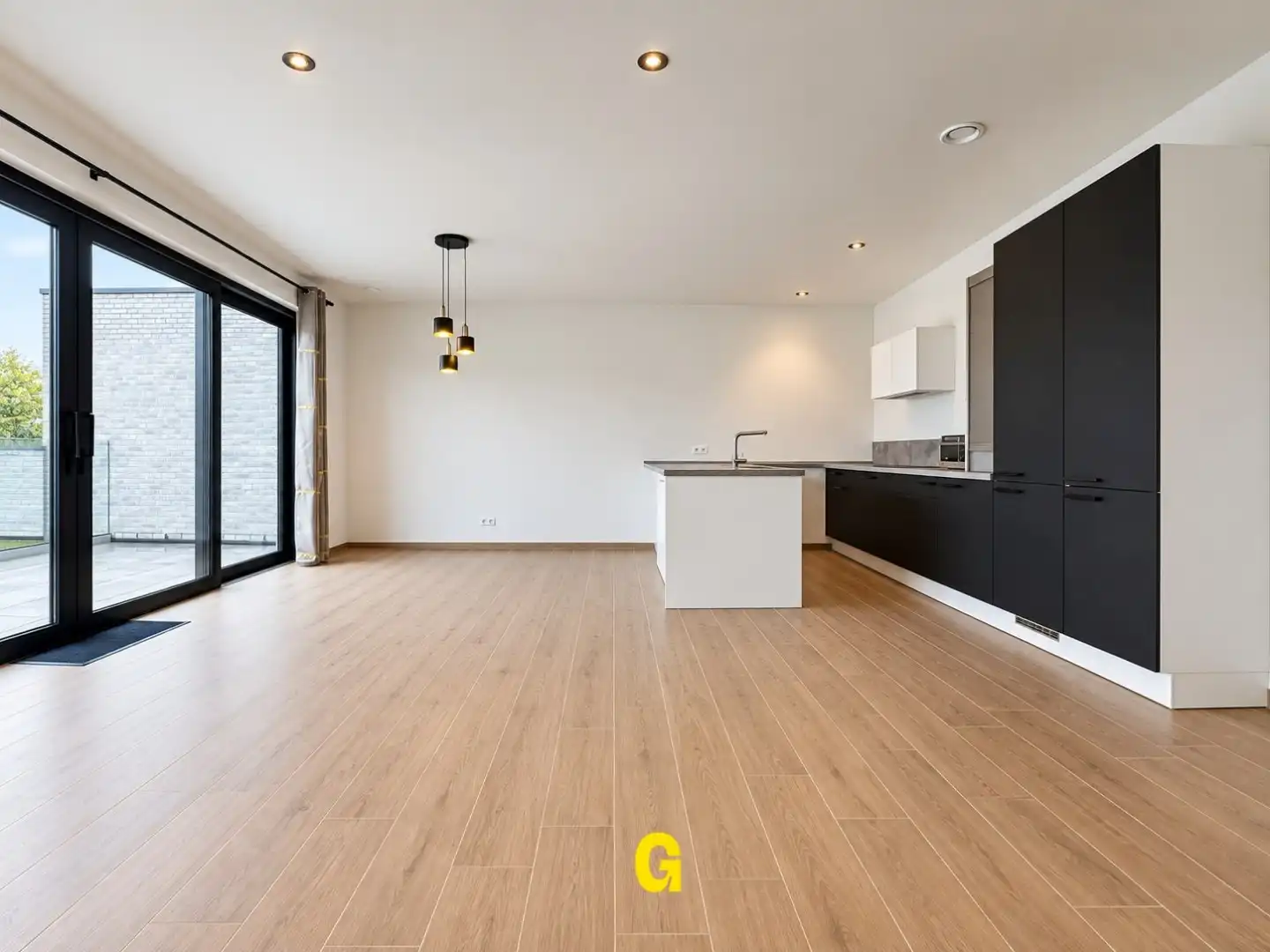 Nieuwbouwappartement met 2 slaapkamers, ruim terras, standplaats en berging te Munsterbilzen - Label A foto 3