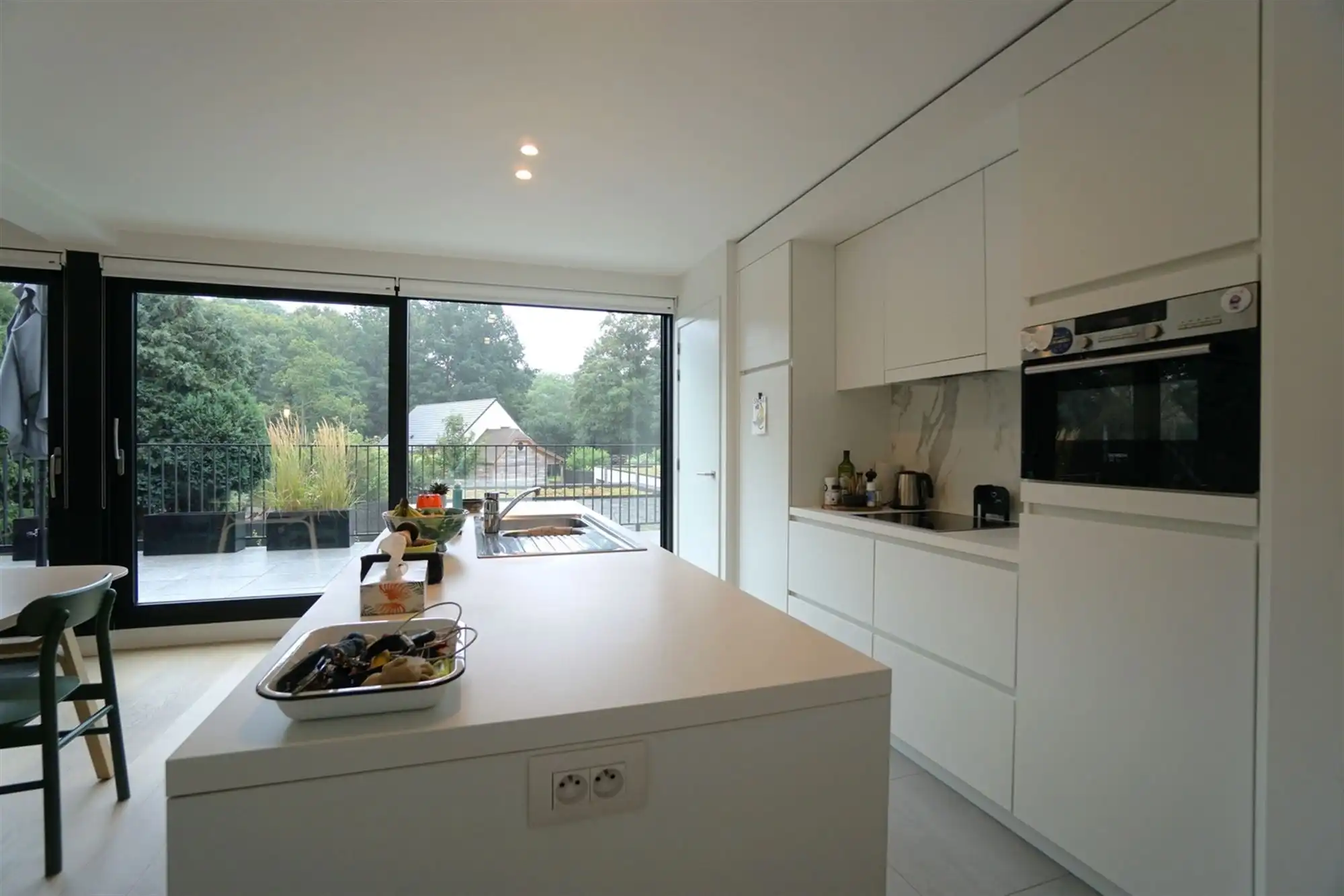 Luxueus 2-slpk duplex appartement in centrum Evergem met fantastisch ruim en zonnig terras foto 7