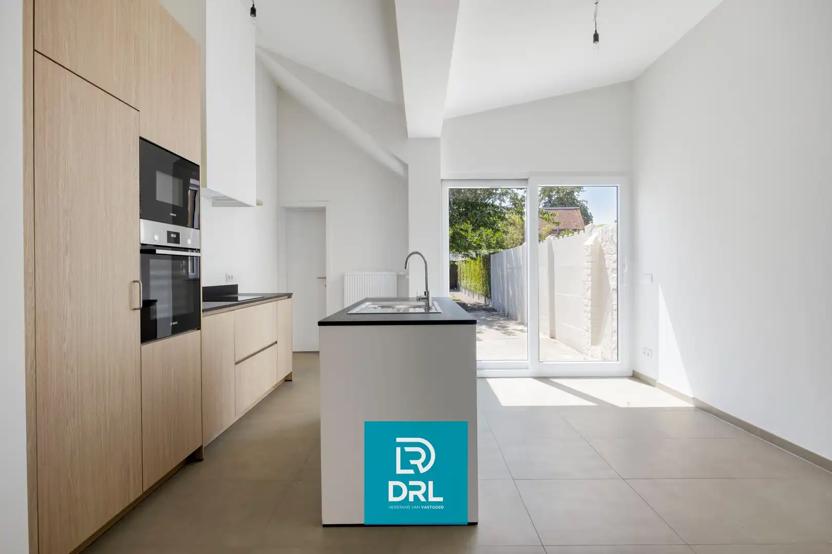 HOOGWAARDIG GERENOVEERDE WONING te SINT-ANDRIES foto 6