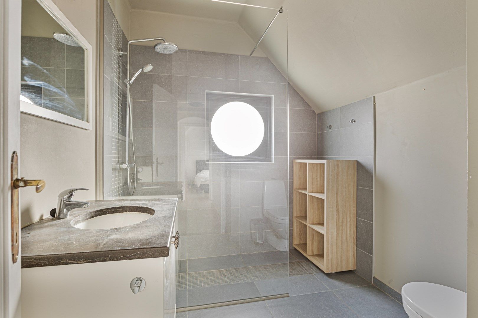 Instapklare villa met topligging te Sint-Idesbald. foto 13