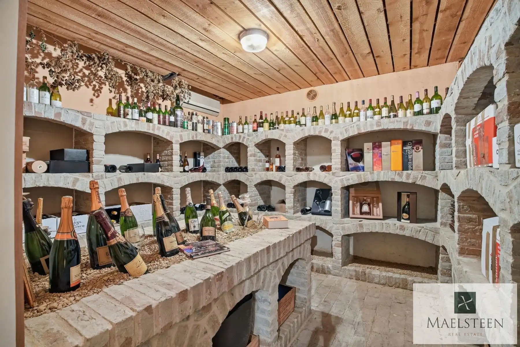 Villa met binnenzwembad op 2.045 m² Sint-Idesbald (Koksijde) foto 48