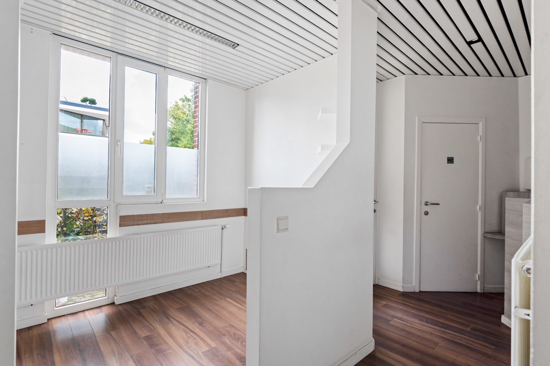 Centraal gelegen handelshuis foto 7