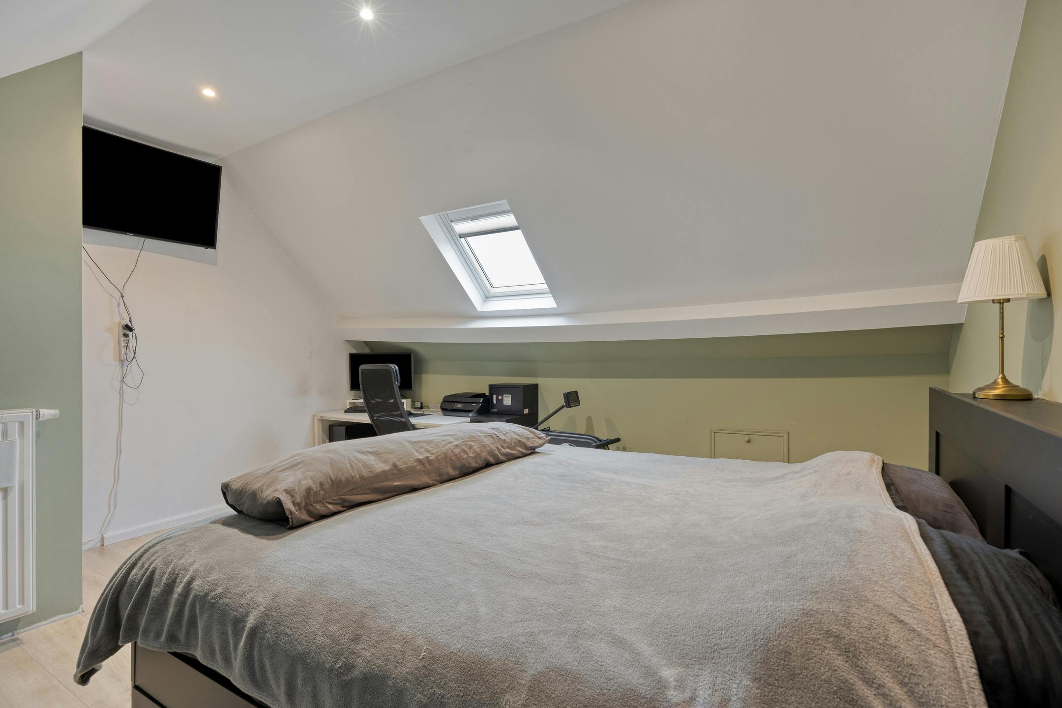 Gerenoveerd huis met 3 slaapkamers te koop in Vilvoorde foto 19